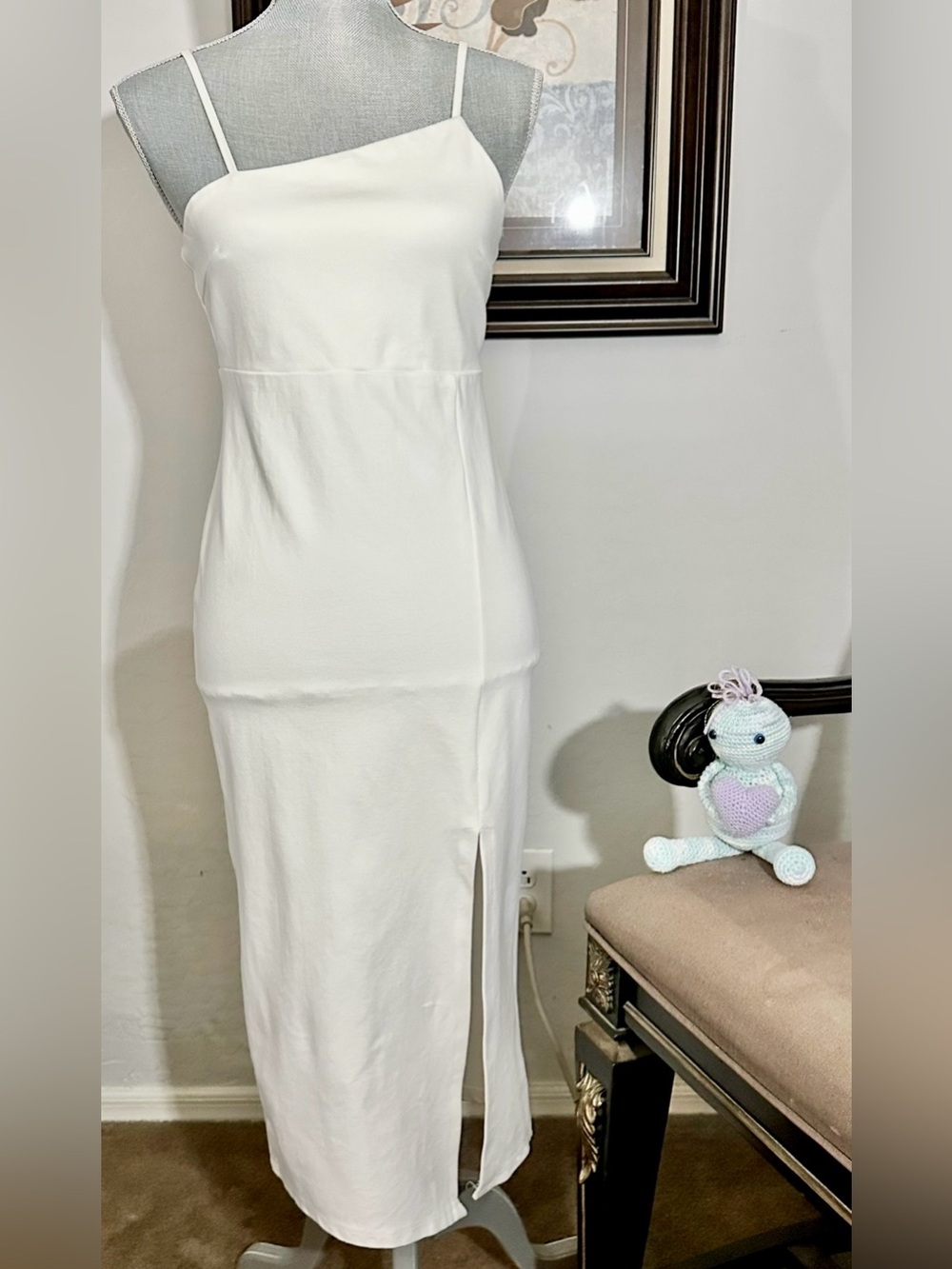 NWT Petal & Pup White Zahra
Asymmetrical Thigh Slit Midi Dress
Size 6